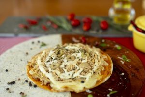 Pizza de frango e requeijão zero lactose 