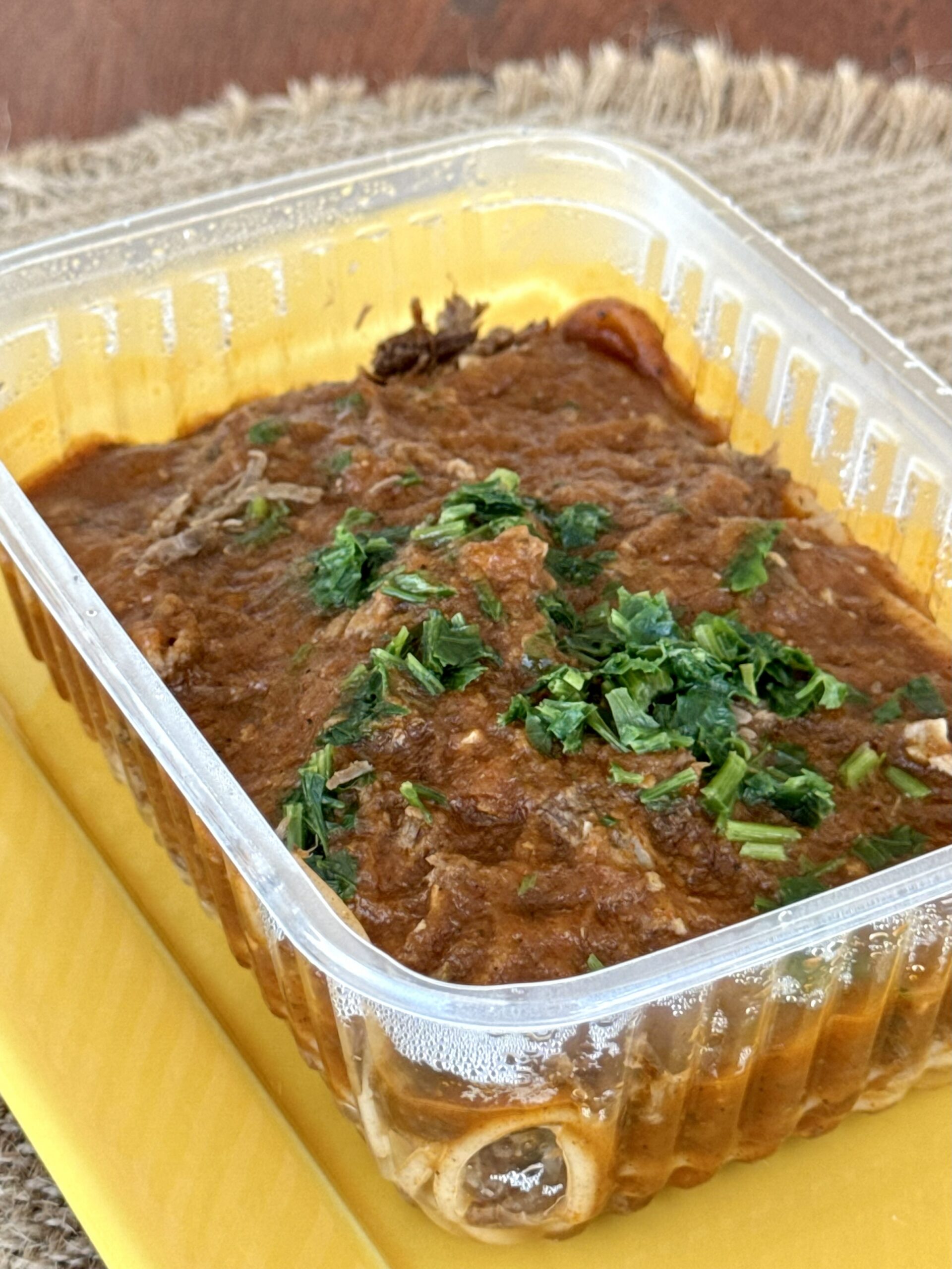 Spaghetti integral com ragú ao molho ferrugem